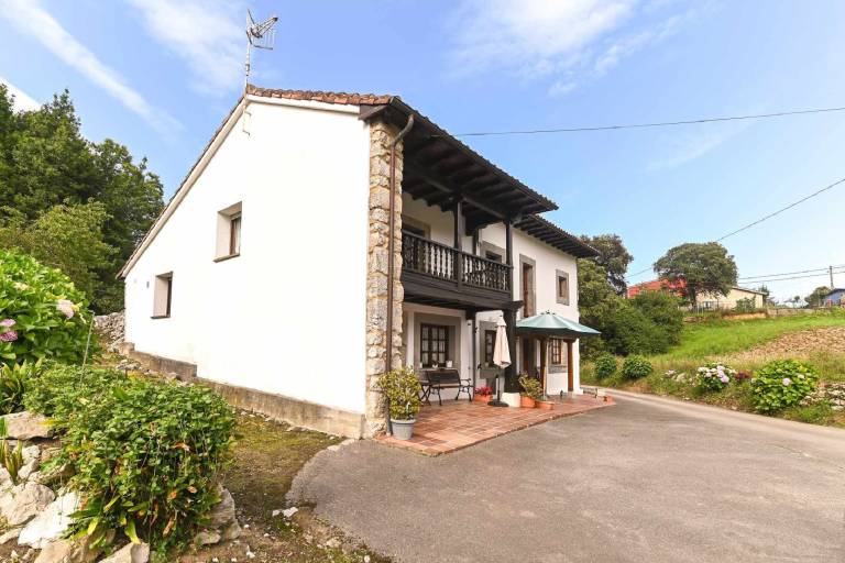 Casa Picones