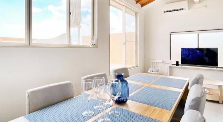 The Terrace - Enjoy Cooking While Feeling the Ocean on the Open Terrace — photo 4