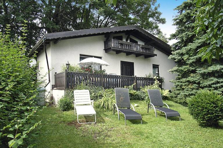 Ferienhaus  Rödental