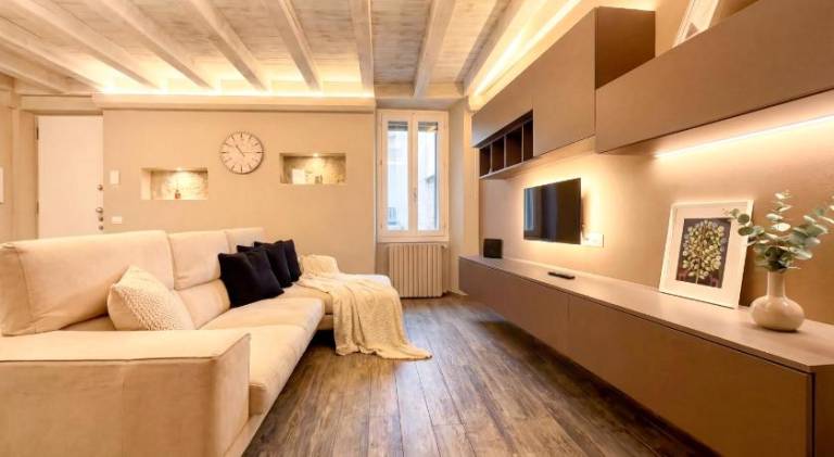 Apartment with 2 rooms for 5 persons in Iseo