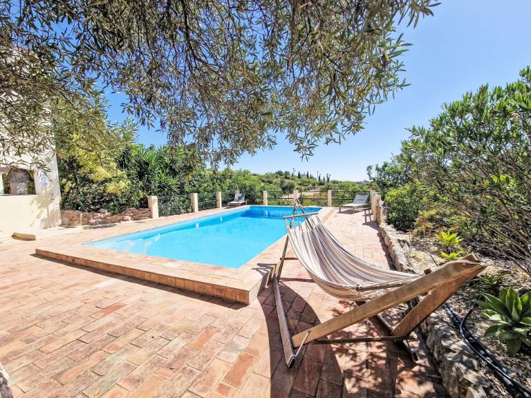 Ferienhaus in Moncarapacho, Quelfes für max. 6 Personen
