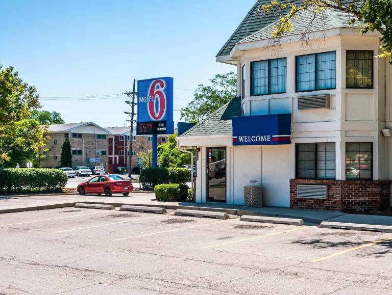 Motel 6 Chicago O'Hare - Schiller Park — photo 2
