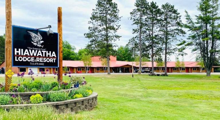 Hiawatha Lodge Inn in Eagle River, WI