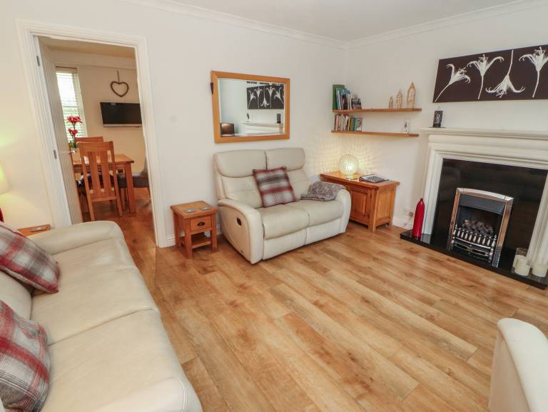 Child-friendly cottage with garden | Dogs allowed — photo 5
