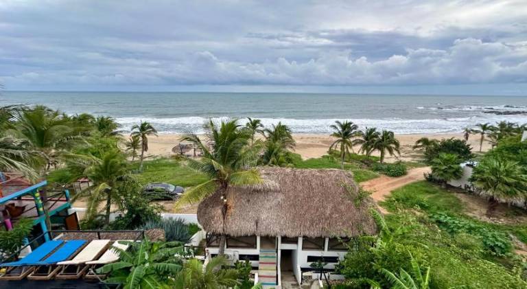 Beachfront Paradise Boutique Hotel - Sky Room — photo 4