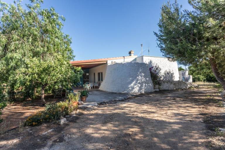 Child-friendly wonderful vacation home with BBQ & yard | Garden view | Dogs allowed — photo 5
