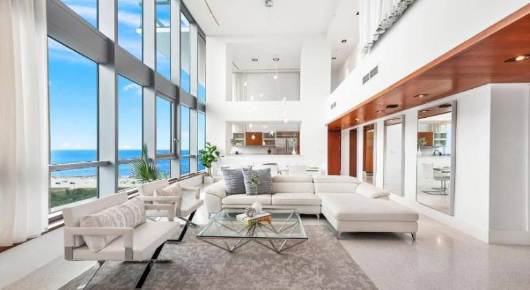 169 m&sup2; Apartment mit Hotelservice