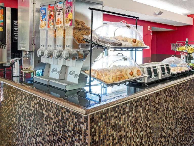 Holiday Inn Indianapolis - Airport Area N By IHG — photo 2