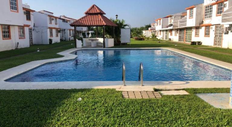 Villa with pool — photo 3