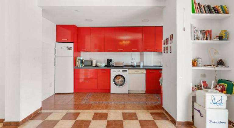 Holiday apartment with terrace & barbecue — photo 3