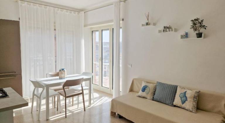 Holiday apartment with 2 rooms for 6 persons — photo 2