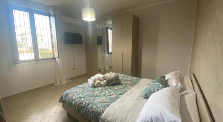 Holiday apartment with 2 rooms for 6 persons in Pompei