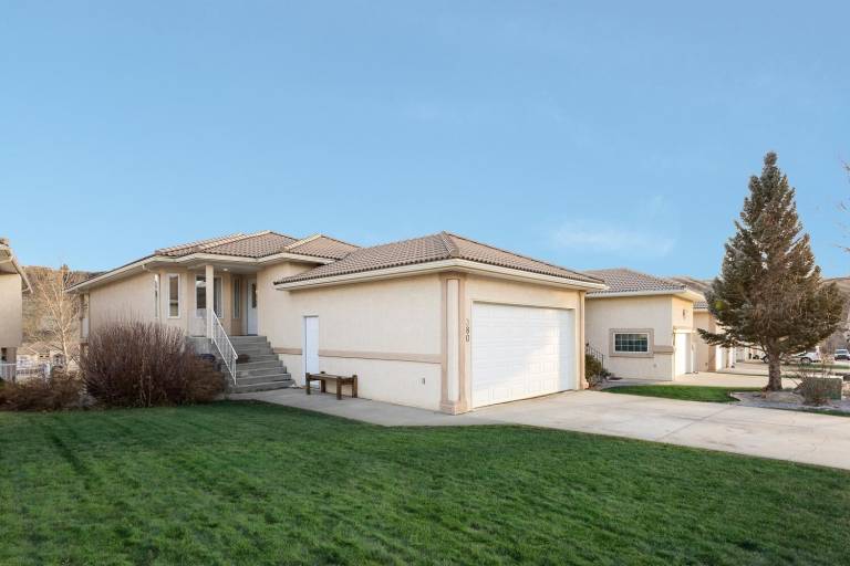 Condo  Lethbridge