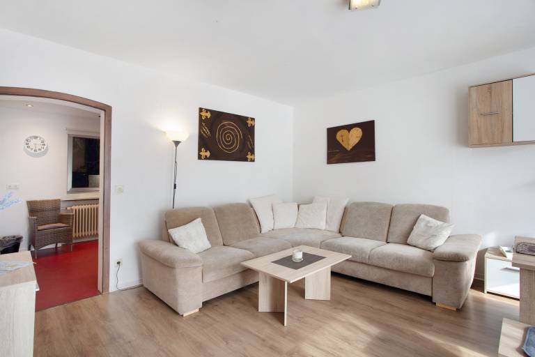 House | City view — photo 2