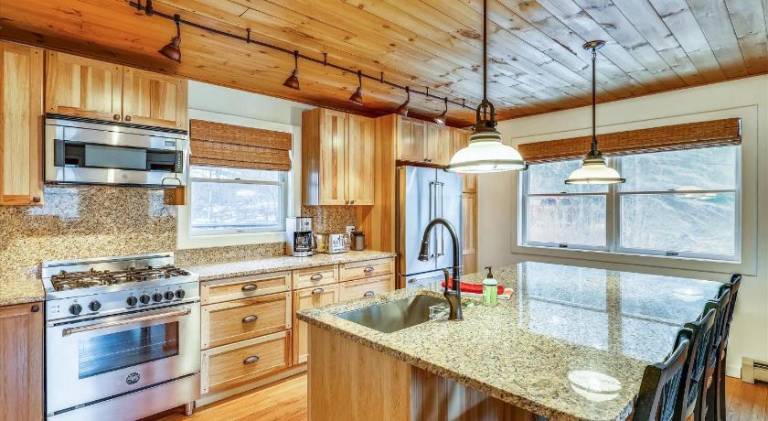 Vacation home with 4 rooms for 8 persons in Stowe, VT