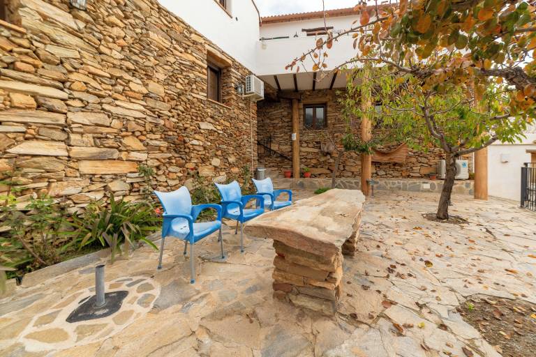 Casa Laroya