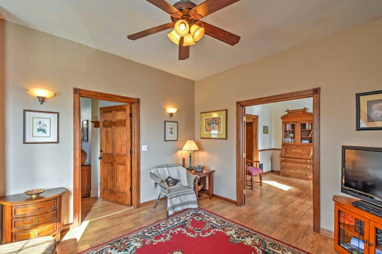 Central Colorado Springs Home w/ Alluring Backyard — photo 5