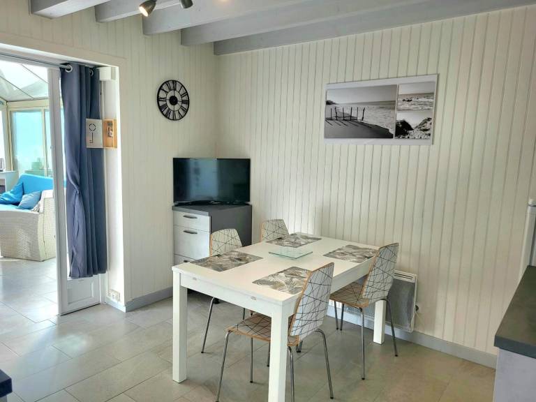 Holiday apartment with terrace, barbecue & garden | Garden view — photo 5
