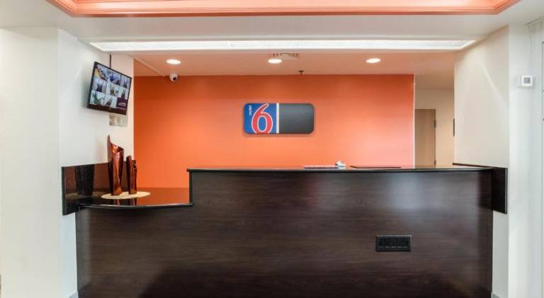 Motel 6 Bristol, VA — photo 5