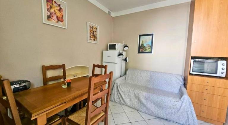 Vacation home with garden in Clamart