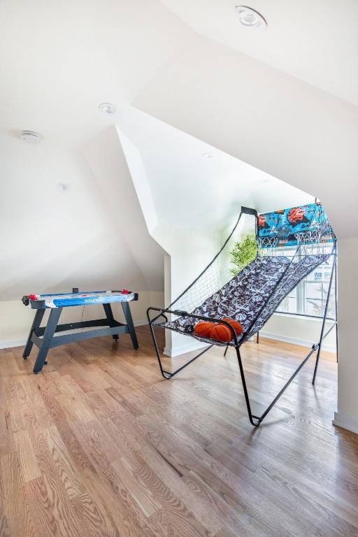 3BR Prime Luxury near NYC w Arcade Room — photo 4