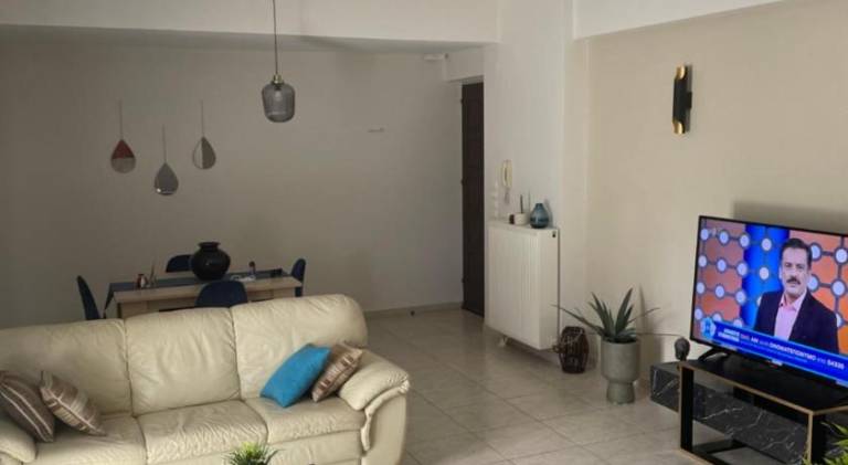 Apartment with patio in Chania