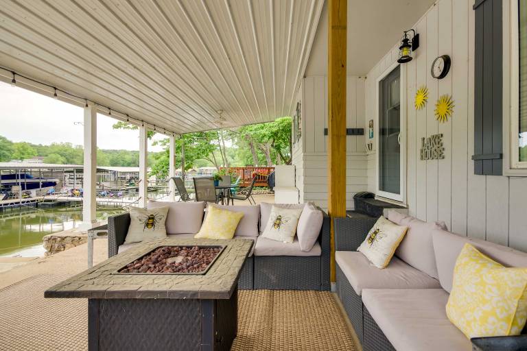 Lakefront Sunrise Beach Home w/ Private Dock! — photo 2