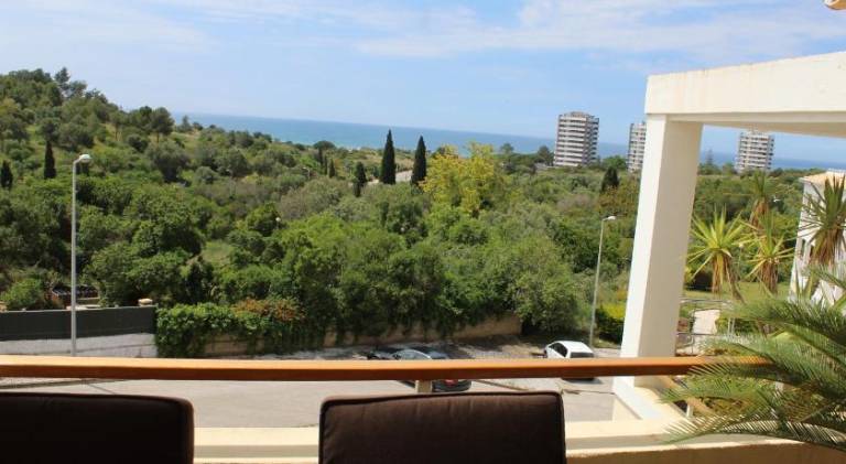 Holiday apartment with terrace & grill — photo 5