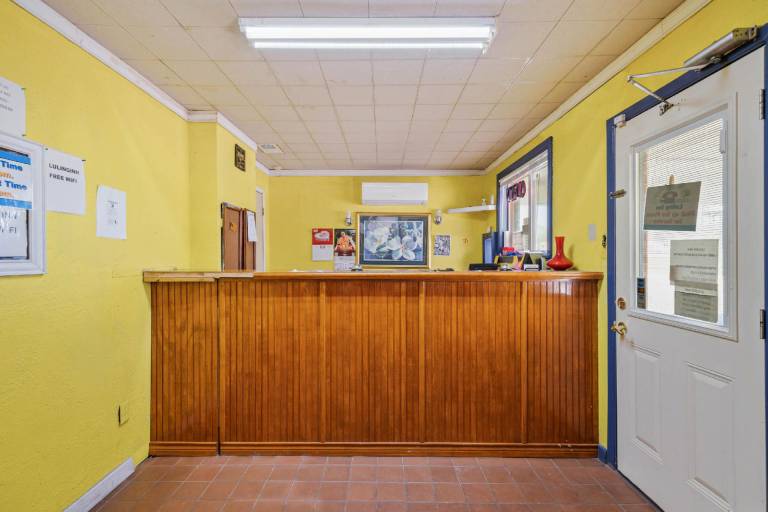 OYO Hotel Luling TX Downtown I-10/US-90 — photo 3