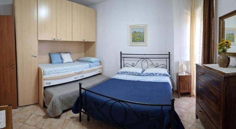 Rental apartment with 2 rooms for 7 persons — photo 2