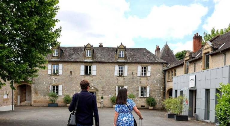 Hotel Chateau de Lacan in Brive-la-Gaillarde