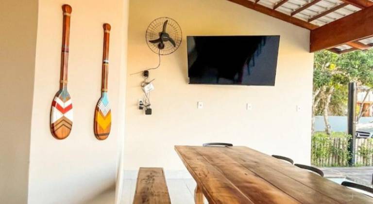 Vacation home with pool — photo 4