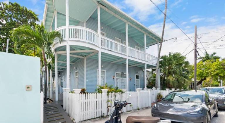 Apartment | Next to Southernmost Point in Key West, FL