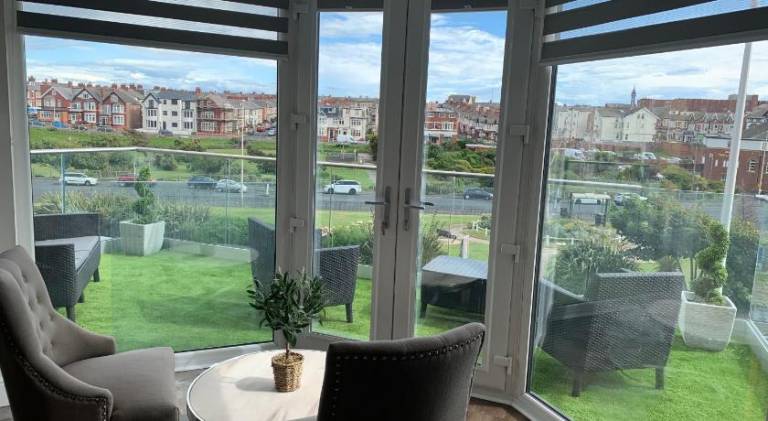 Holiday apartment with garden & terrace — photo 2