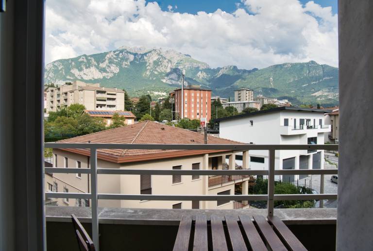 Family-friendly pleasant rental apartment with garden | Garden view | Pets are welcome — photo 2
