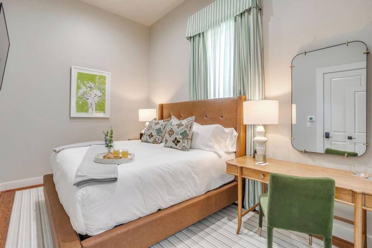 Nutt House Hotel in Granbury, TX