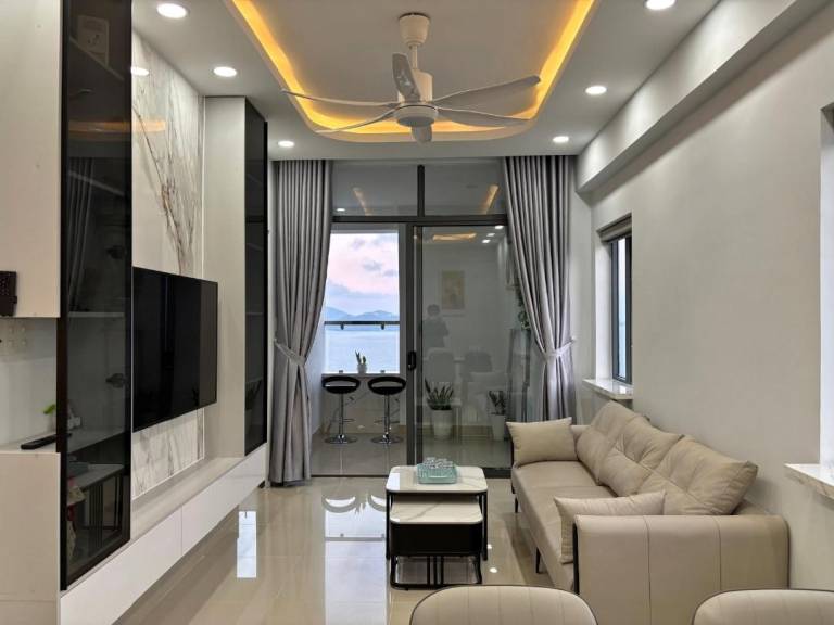 Sea View Apartment By the Beach — photo 3