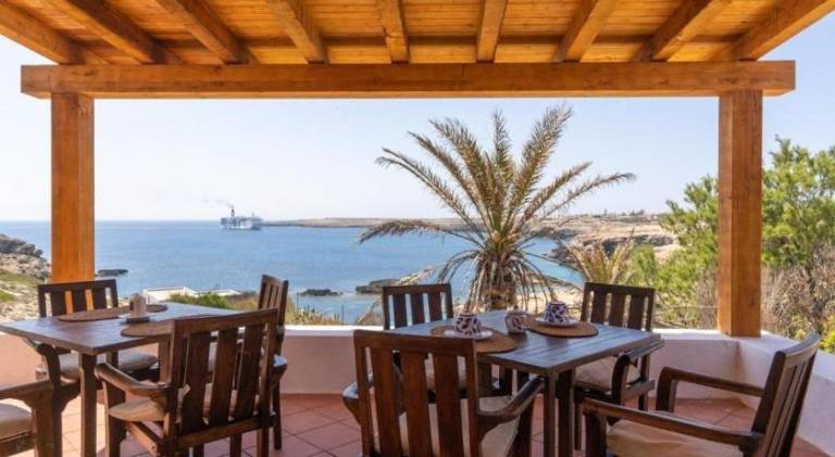 Villa with 4 rooms for 8 persons — photo 2