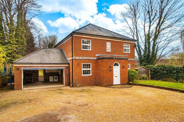House Royal Tunbridge Wells