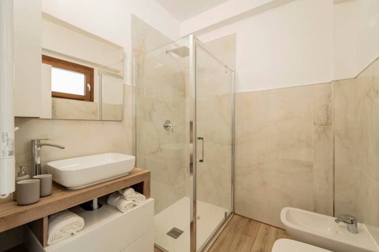 Child-friendly holiday apartment with patio, fast internet & sauna | Lake view | Dogs allowed — photo 5