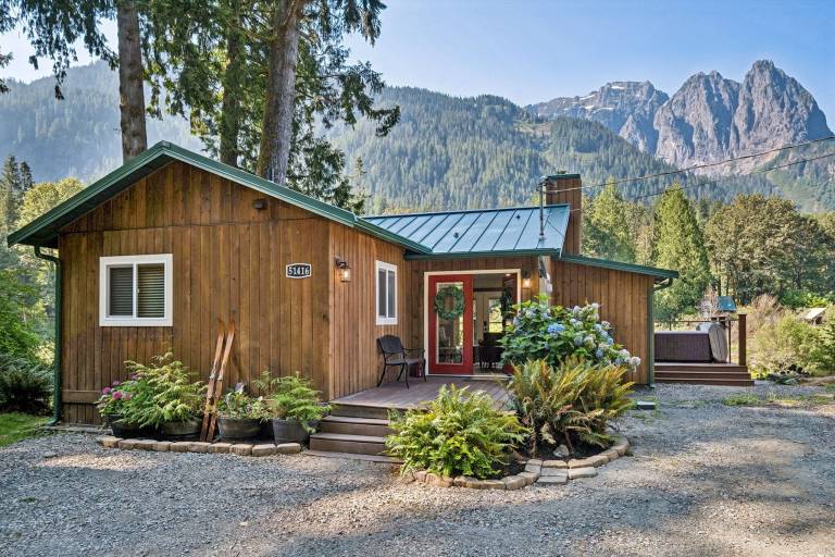 Cabin Gold Bar
