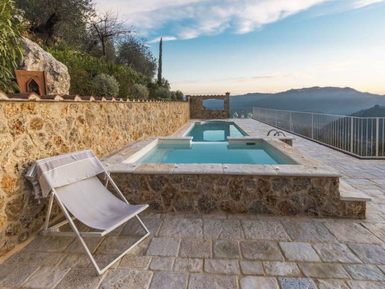 Wonderful house with yard, terrace & private pool | Pets are welcome — photo 3