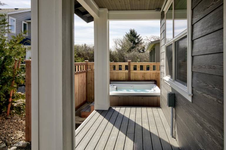 071 Bigfoot's Surf Chalet — photo 3