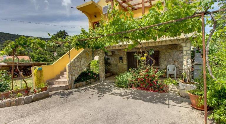 Holiday apartment with 2 rooms for 4 persons — photo 5