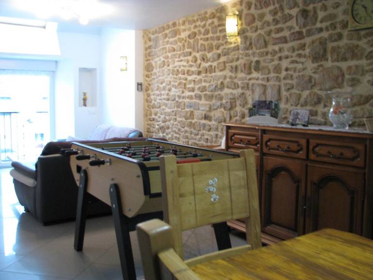 Gite with barbeque, terrace & yard | Pet-friendly — photo 3