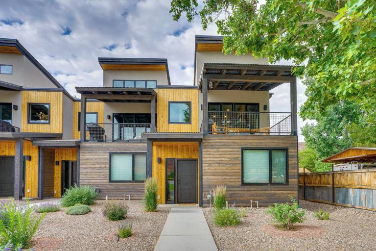 House  Moab