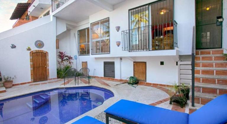 Beautiful rental apartment with pool | Next to the beach | Pets are welcome in Puerto Vallarta