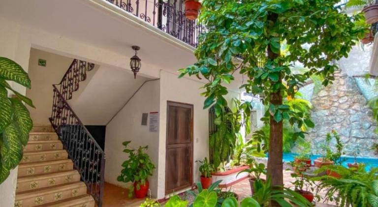 Holiday apartment with garden, pool & patio | Beach nearby | Dogs allowed — photo 4