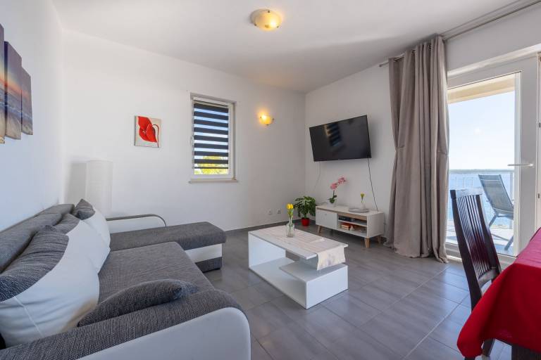 Fully equipped apartment with BBQ | Sea view | Pets are welcome — photo 2