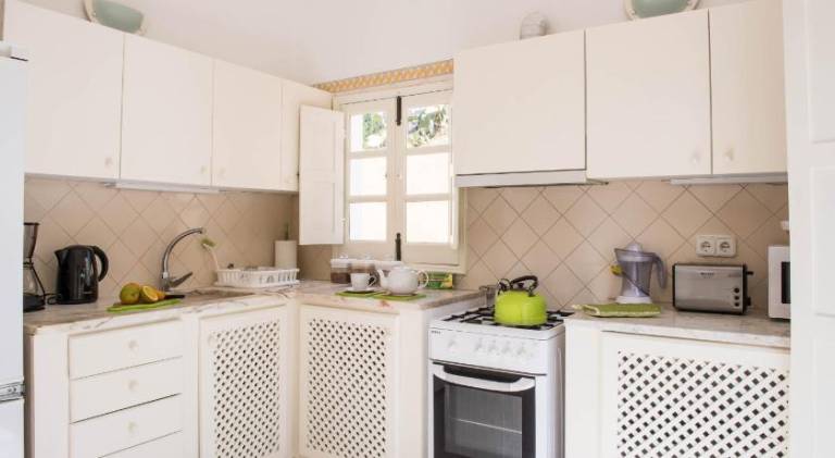 Vacation home with terrace — photo 4